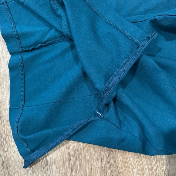 Ripley Rader 2+ 2022 STRAIGHT Leg Cyan Ponte Pants - Picture 6 of 7